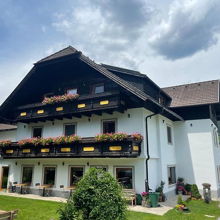 Landhaus Lungau 상트미카엘임룽가우 외부 사진
