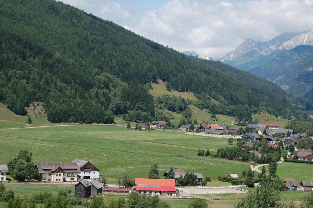 Landhaus Lungau 상트미카엘임룽가우 외부 사진