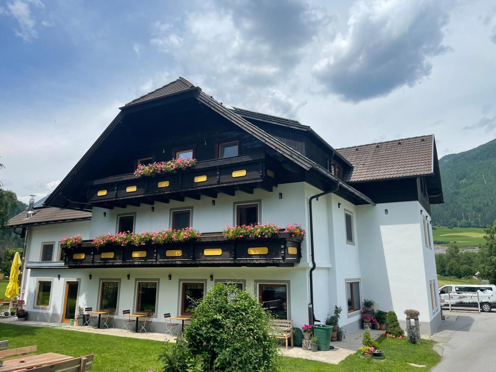 Landhaus Lungau 상트미카엘임룽가우 외부 사진
