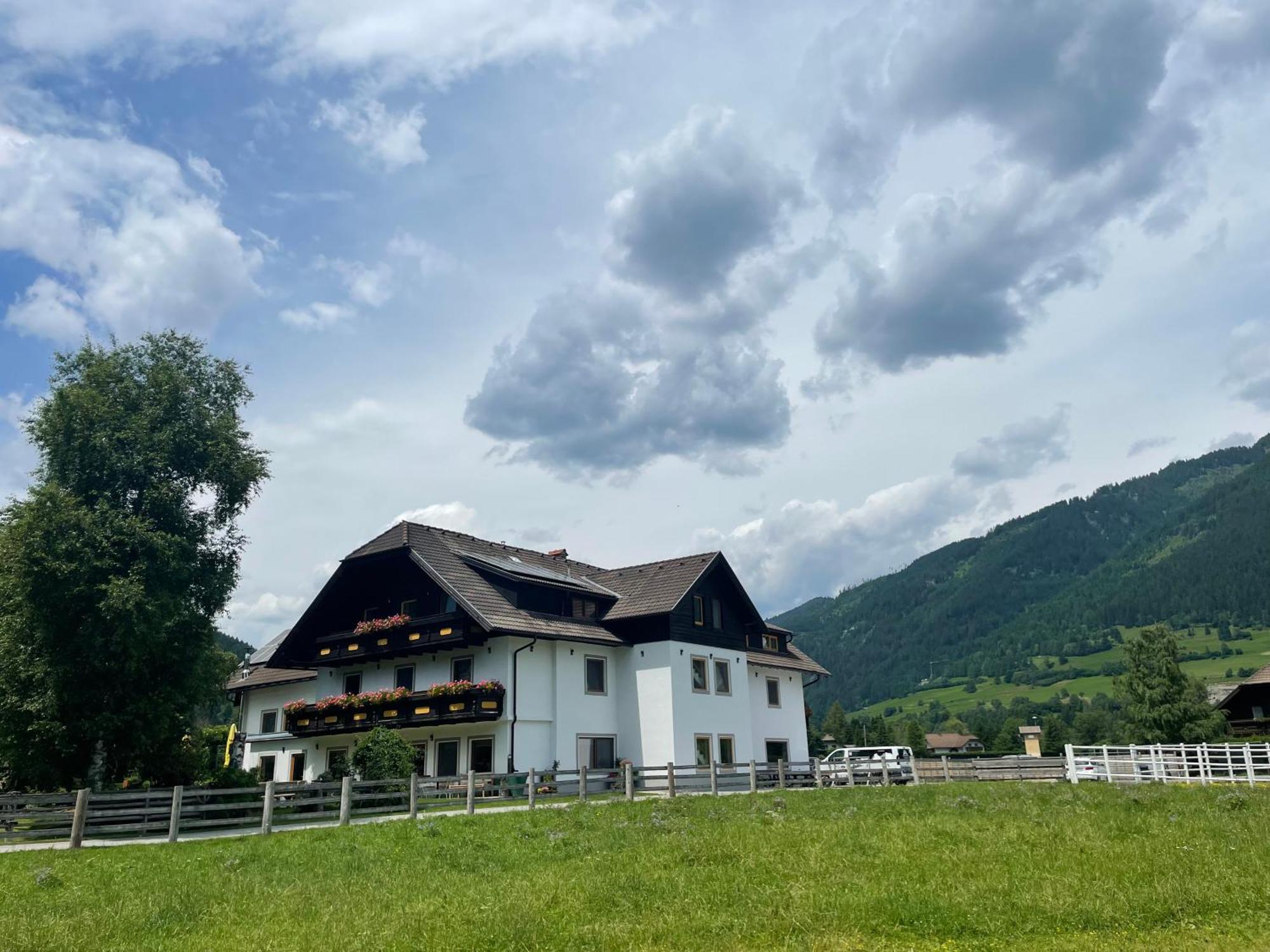 Landhaus Lungau 상트미카엘임룽가우 외부 사진